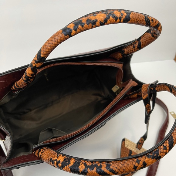 Color Block Shoulder Bag & Wallet - Picture 4 of 5